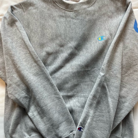 Champion Crewneck Sweatshirt - Picture 2 of 2